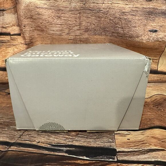 Verizon Business Internet Gateway Router Black 5G, 4G LTE, WiFi 6 - FSNO21VA - Picture 13 of 14